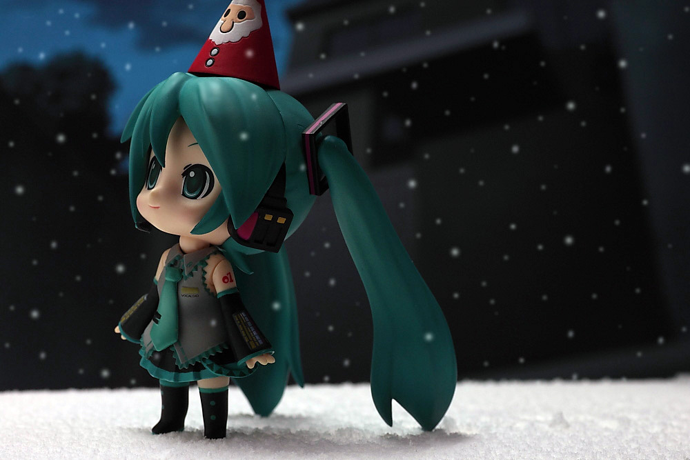 クリスマスに雪を見て喜ぶ初音ミク